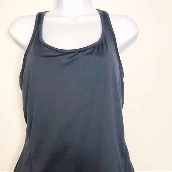 5/$25 Fila Racerback Workout Tank Built In Bra Med - Picture 4 of 8